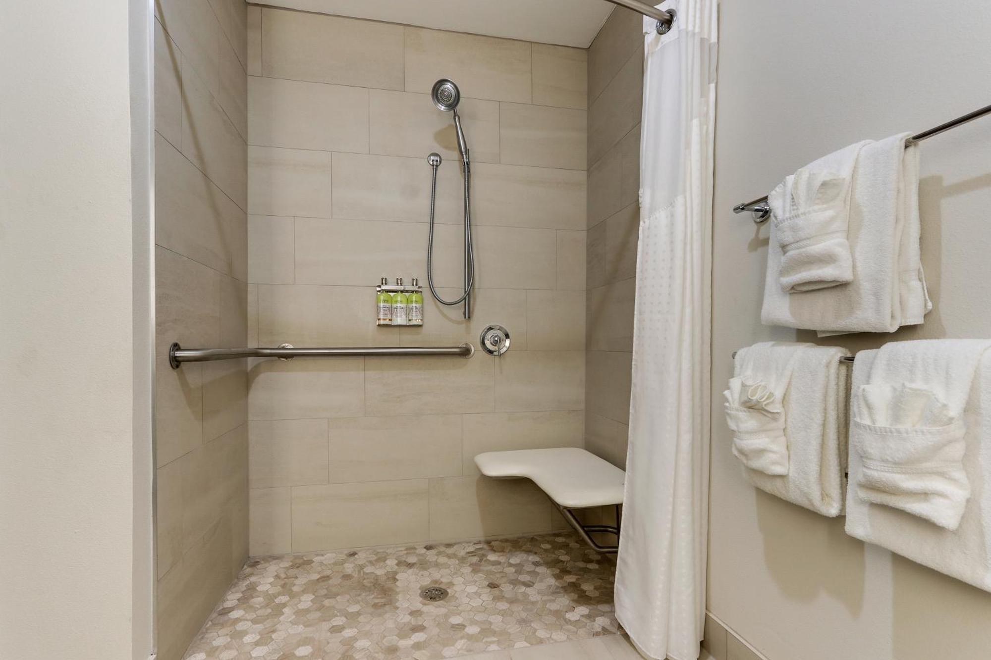 Holiday Inn Express Hotel & Suites Dayton-Centerville By Ihg Dış mekan fotoğraf